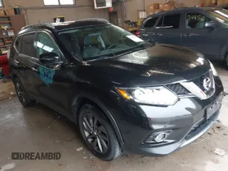 2016 Nissan Rogue SV with VIN 5N1AT2MV3GC823118, listed as a IAAI auction lot 41930691 with 207,236 mi miles. Bid and sale history available at carsss.com. Image 1.