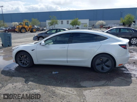 2020 Tesla Model 3 Long Range with VIN 5YJ3E1EB6LF619528, listed as a IAAI auction lot 41937430 with 70,327 mi miles. Bid and sale history available at carsss.com. Image 15.
