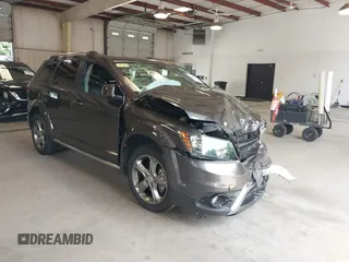 2016 Dodge Journey Crossroad z VIN 3C4PDCGB3GT138544, wystawiony jako IAAI lot #39800882 z przebiegiem 92 434 mil mil oraz . Historia ofert i sprzedaży dostępna na DreamBid. Obrazek 1.