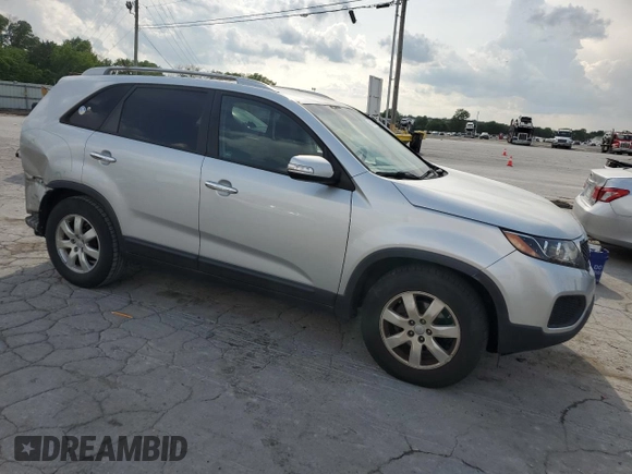 2013 Kia Sorento LX with VIN 5XYKT4A29DG370970, listed as a Copart auction lot 55015255 with 212,424 mi miles and Clean title. Bid and sale history available at DreamBid. Image 4.