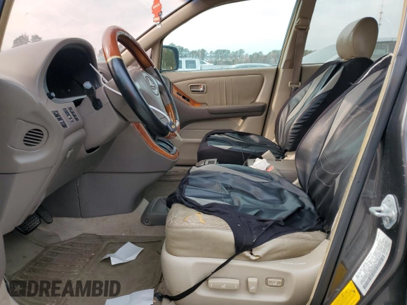 2002 Lexus RX 300 with VIN JTJGF10U920140103, listed as a Copart auction lot 82620844 with 157,055 mi miles and Clean Title. Bid and sale history available at carsss.com. Image 7.
