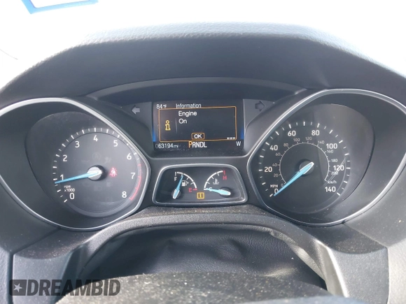 2018 Ford Focus SE z VIN 1FADP3F23JL328462, wystawiony jako IAAI lot #42068209 z przebiegiem 63 194 mil mil oraz . Historia ofert i sprzedaży dostępna na DreamBid. Obrazek 7.