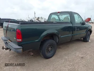 2001 Ford F-250 XL with VIN 1FTNF20S51EC06095, listed as a IAAI auction lot 42094848 with 180,221 mi miles and . Bid and sale history available at DreamBid. Image 4.