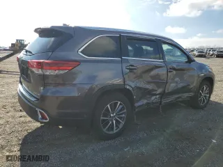 2019 Toyota Highlander SE with VIN 5TDJZRFH7KS574087, listed as a Copart auction lot 86127534 with 64,810 mi miles and Salvage Title. Bid and sale history available at carsss.com. Image 3.