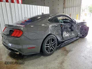 2020 Ford Mustang EcoBoost z VIN 1FA6P8TH7L5159827, wystawiony jako Copart lot #61649665 z przebiegiem 59 453 mil mil oraz Czysty tytuł • Clean title. Historia ofert i sprzedaży dostępna na DreamBid. Obrazek 3.
