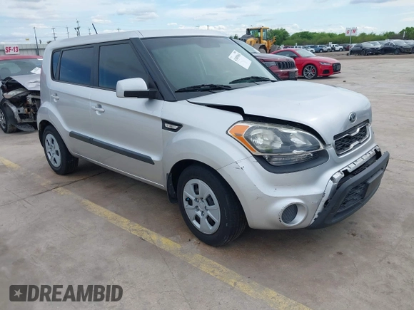 2013 Kia Soul with VIN KNDJT2A52D7530856, listed as a IAAI auction lot 41889860 with 148,982 mi miles and . Bid and sale history available at DreamBid. Image 1.
