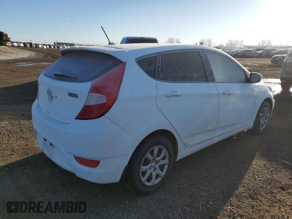 2013 Hyundai Accent GS with VIN KMHCT5AE8DU129707, listed as a Copart auction lot 47930315 with 88,022 mi miles and Clean Title. Bid and sale history available at carsss.com. Image 3.