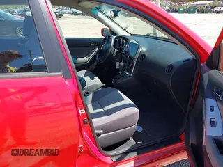 2006 Toyota Matrix STD with VIN 2T1KR32E96C615525, listed as a IAAI auction lot 41997005 with 153,461 mi miles and . Bid and sale history available at carsss.com. Image 5.