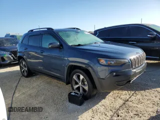 2020 Jeep Cherokee Latitude with VIN 1C4PJMCX1LD632370, listed as a Copart auction lot 81005414 with 0 mi miles and Salvage Title. Bid and sale history available at carsss.com. Image 4.