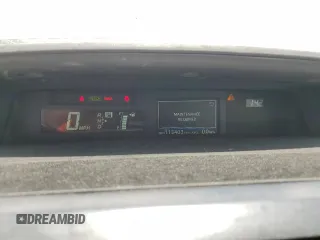 2016 Toyota Prius Two z VIN JTDZN3EU8GJ047304, wystawiony jako Copart lot #58727465 z przebiegiem 113 403 mil mil oraz Szkoda całkowita • Salvage title. Historia ofert i sprzedaży dostępna na DreamBid. Obrazek 9.