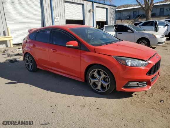 2017 Ford Focus ST with VIN 1FADP3L93HL260546, listed as a Copart auction lot 85938554 with 127,290 mi miles and Salvage Title. Bid and sale history available at carsss.com. Image 4.