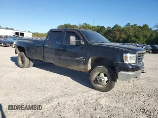 2008 GMC Sierra 3500HD DRW SLE2 z VIN 1GTJK33608F176636, wystawiony jako Copart lot #76945874 z przebiegiem 209 776 mil mil oraz Szkody całkowita. Historia ofert i sprzedaży dostępna na DreamBid. Obrazek 4.