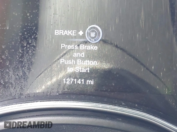 2019 Jeep Grand Cherokee Upland z VIN 1C4RJFAG4KC566506, wystawiony jako IAAI lot #42355720 z przebiegiem 127 141 mil mil oraz . Historia ofert i sprzedaży dostępna na DreamBid. Obrazek 14.