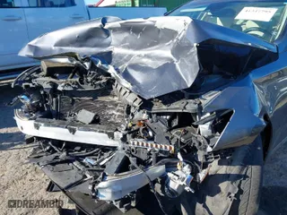 2017 Genesis G80 5.0L Ultimate with VIN KMHGN4JF9HU178161, listed as a IAAI auction lot 41347795 with 76,522 mi miles. Bid and sale history available at carsss.com. Image 6.