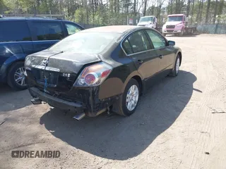 2009 Nissan Altima SL with VIN 1N4AL21E89N453970, listed as a IAAI auction lot 41923995 with 319,746 mi miles and . Bid and sale history available at DreamBid. Image 4.