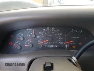 2000 Ford F-350 XL with VIN 1FTSX31F5YEB91180, listed as a Copart auction lot 89172645 with 230,534 mi miles and Salvage Title. Bid and sale history available at DreamBid. Image 9.