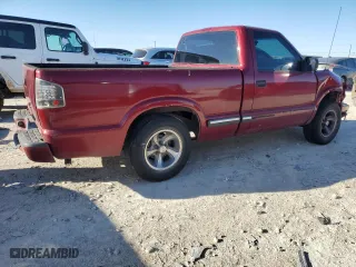 2000 Chevrolet S-10 LS with VIN 1GCCS1458YK296520, listed as a Copart auction lot 47259445 with 158,853 mi miles and Salvage Title. Bid and sale history available at carsss.com. Image 3.