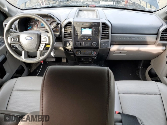 2021 Ford F-350 XL with VIN 1FT8W3DT3MEC08695, listed as a Copart auction lot 43488083 with 22,123 mi miles and Salvage title. Bid and sale history available at DreamBid. Image 8.