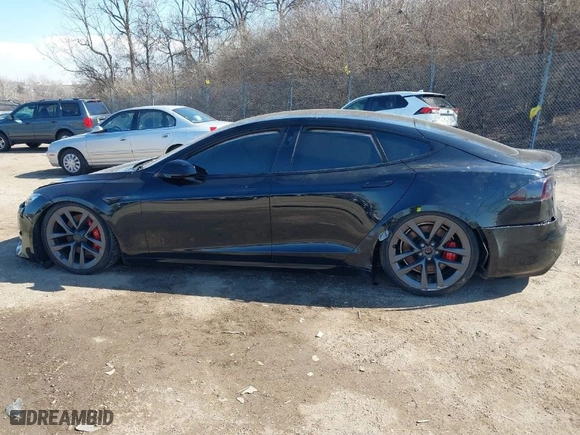 2022 Tesla Model S with VIN 5YJSA1E50NF470991, listed as a IAAI auction lot 41652545 with 1 mi miles. Bid and sale history available at carsss.com. Image 15.