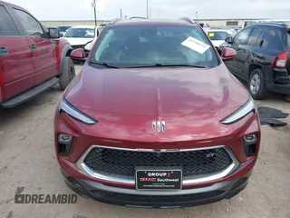 2025 Buick Encore GX Sport Touring с VIN KL4AMDSL1SB046901, выставлен на аукционе IAAI как лот 41750132 с пробегом 2 036 миль миль и . История ставок и продаж доступна на DreamBid. Изображение 12.