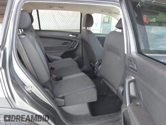 2018 Volkswagen Tiguan S с VIN 3VV1B7AX5JM052288, выставлен на аукционе IAAI как лот 42593264 с пробегом 143 029 миль миль и . История ставок и продаж доступна на DreamBid. Изображение 8.