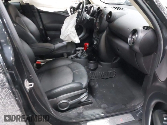 2016 MINI Countryman S z VIN WMWZC5C55GWU00739, wystawiony jako IAAI lot #41333148 z przebiegiem 74 259 mil mil oraz . Historia ofert i sprzedaży dostępna na DreamBid. Obrazek 5.