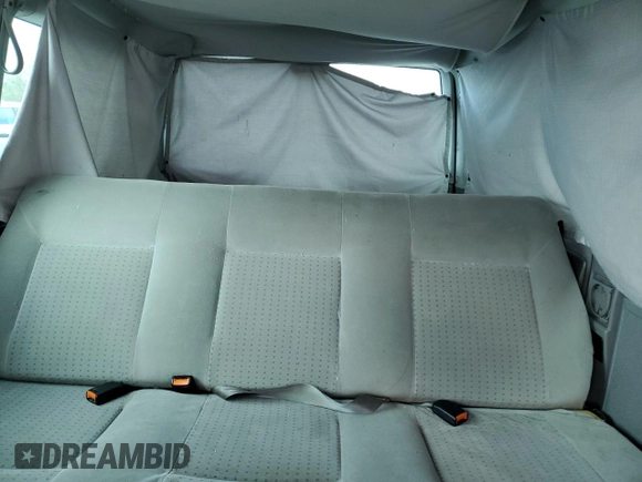 2000 Volkswagen EuroVan с VIN WV2MH4701YH035166, выставлен на аукционе Copart как лот 55680175 с пробегом 220 080 миль миль и Чистый • Clean title. История ставок и продаж доступна на DreamBid. Изображение 10.