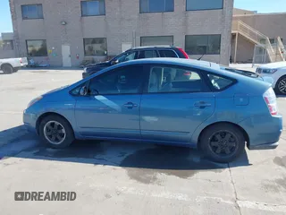 2008 Toyota Prius z VIN JTDKB20U687712324, wystawiony jako IAAI lot #41879892 z przebiegiem 270 900 mil mil oraz . Historia ofert i sprzedaży dostępna na DreamBid. Obrazek 14.