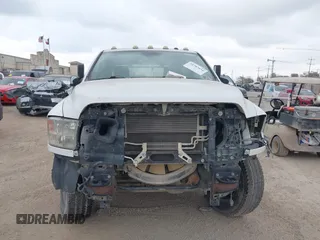 2017 Ram 2500 Tradesman with VIN 3C6UR5HL3HG519898, listed as a IAAI auction lot 41707036 with 176,928 mi miles. Bid and sale history available at carsss.com. Image 12.
