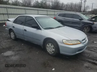 1998 Honda Accord DX z VIN 1HGCF8648WA183639, wystawiony jako Copart lot #49351645 z przebiegiem 89 526 mil mil oraz Nie do naprawy • Non repairable. Historia ofert i sprzedaży dostępna na DreamBid. Obrazek 4.
