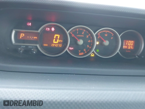 2011 Scion xB z VIN JTLZE4FEXB1119971, wystawiony jako IAAI lot #42325081 z przebiegiem 194 070 mil mil oraz . Historia ofert i sprzedaży dostępna na DreamBid. Obrazek 7.