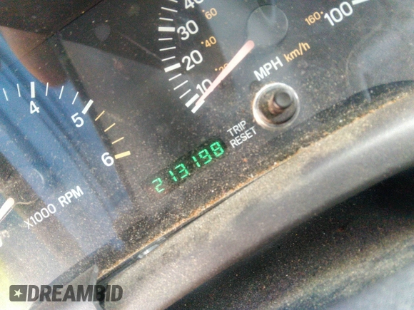 2001 Jeep Cherokee Sport with VIN 1J4FF48S61L621324, listed as a IAAI auction lot 42586960 with 213,198 mi miles and . Bid and sale history available at DreamBid. Image 7.