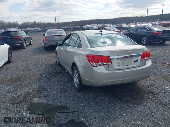 2014 Chevrolet Cruze 1LT with VIN 1G1PC5SB1E7193493, listed as a IAAI auction lot 41890338 with 82,515 mi miles and . Bid and sale history available at DreamBid. Image 3.