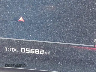2024 BMW M4 Competition xDrive with VIN WBS33BA0XRCP56759, listed as a IAAI auction lot 42428050 with 5,682 mi miles and . Bid and sale history available at DreamBid. Image 16.
