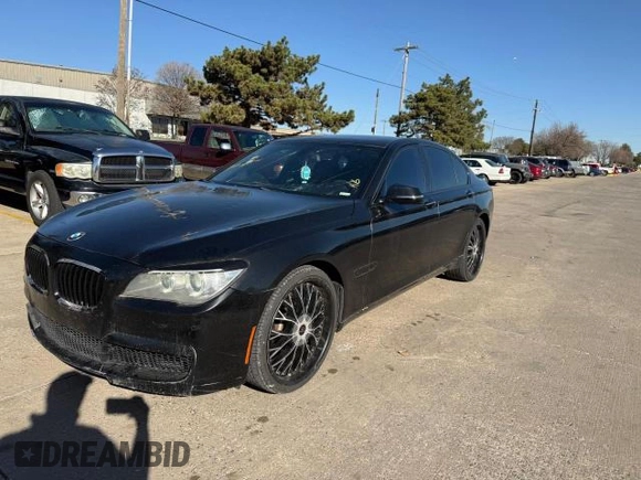 2013 BMW 7 Series 750i with VIN WBAYA8C5XDC996785, listed as a Copart auction lot 48892145 with 134,427 mi miles and Clean Title. Bid and sale history available at DreamBid. Image 2.