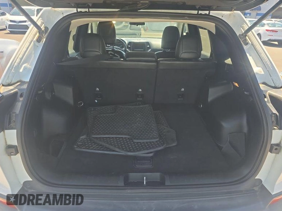 2019 Jeep Cherokee Altitude with VIN 1C4PJMLX6KD361465, listed as a IAAI auction lot 42730449 with 116,730 mi miles and . Bid and sale history available at DreamBid. Image 2.