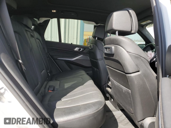 2021 BMW X5 M50i with VIN 5UXJU4C05M9E57370, listed as a Copart auction lot 50819455 with 88,583 mi miles and Clean Title. Bid and sale history available at carsss.com. Image 11.