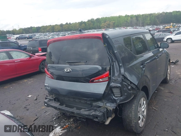 2020 Kia Soul S with VIN KNDJ23AU9L7732303, listed as a IAAI auction lot 41891442 with 47,101 mi miles and . Bid and sale history available at DreamBid. Image 4.