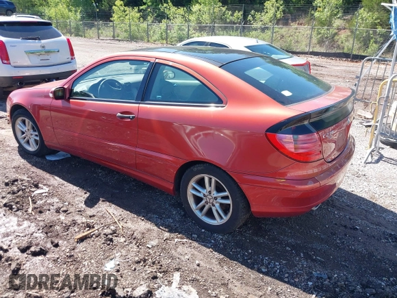 2002 Mercedes-Benz C 230/260/280/320 with VIN WDBRN47J02A346107, listed as a IAAI auction lot 42149980 with Not Provided miles and . Bid and sale history available at DreamBid. Image 3.