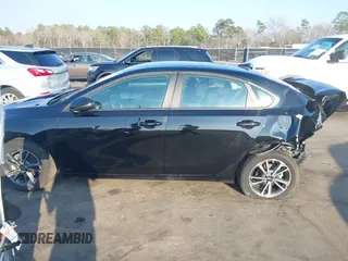 2024 Kia Forte LXS with VIN 3KPF24ADXRE824413, listed as a IAAI auction lot 41514406 with 7,069 mi miles. Bid and sale history available at carsss.com. Image 14.