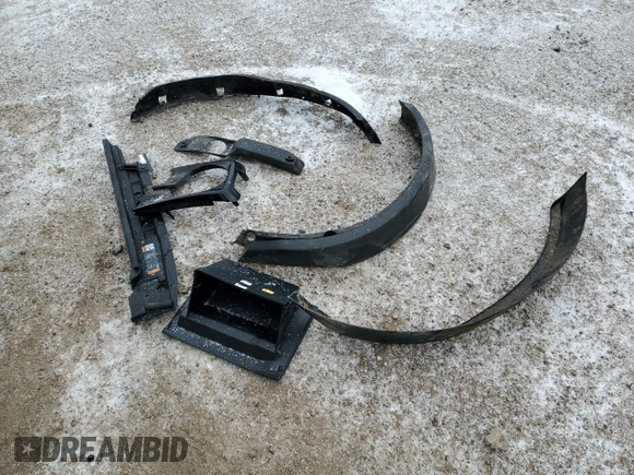 2023 Ford Bronco с VIN 1FMEE5DP7PLB60568, выставлен на аукционе Copart как лот 87751615 с пробегом 25 681 миль миль и На запчасти • Non repairable. История ставок и продаж доступна на DreamBid. Изображение 15.