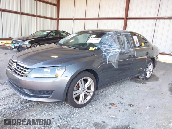 2014 Volkswagen Passat SE z VIN 1VWBN7A32EC059503, wystawiony jako IAAI lot #40876045 z przebiegiem Nie podano mil oraz . Historia ofert i sprzedaży dostępna na DreamBid. Obrazek 2.