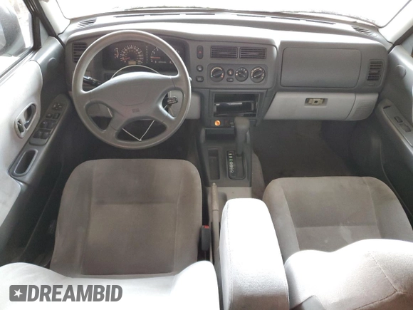 2001 Mitsubishi Montero ES z VIN JA4LS21H11P003533, wystawiony jako Copart lot #54403045 z przebiegiem 241 477 mil mil oraz Szkoda całkowita • Salvage title. Historia ofert i sprzedaży dostępna na DreamBid. Obrazek 8.