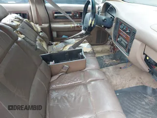 1996 Chevrolet Caprice 1SA Special Value z VIN 1G1BL52W6TR174680, wystawiony jako IAAI lot #42157291 z przebiegiem Nie podano mil oraz . Historia ofert i sprzedaży dostępna na DreamBid. Obrazek 5.