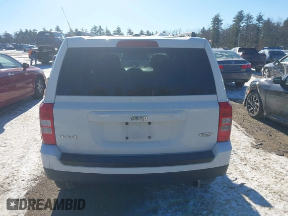 2015 Jeep Patriot High Altitude with VIN 1C4NJRFB3FD106105, listed as a IAAI auction lot 41187988 with 149,528 mi miles and . Bid and sale history available at carsss.com. Image 16.