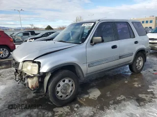 1998 Honda CR-V LX with VIN JHLRD2842WC011221, listed as a Copart auction lot 88162565 with 201,069 mi miles and Salvage Title. Bid and sale history available at carsss.com. Image 1.