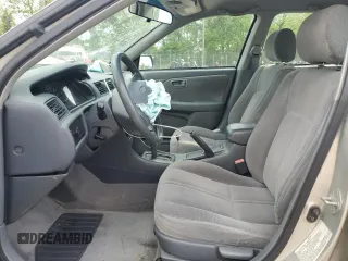 2000 Toyota Camry CE z VIN 4T1BG22K9YU653036, wystawiony jako Copart lot #55363475 z przebiegiem 84 258 mil mil oraz Szkoda całkowita • Salvage title. Historia ofert i sprzedaży dostępna na DreamBid. Obrazek 7.