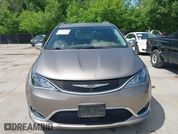 2017 Chrysler Pacifica Limited with VIN 2C4RC1GG9HR786079, listed as a IAAI auction lot 42331526 with 75,329 mi miles and . Bid and sale history available at DreamBid. Image 12.