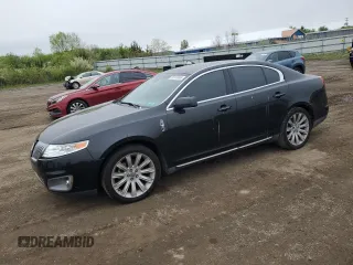 2010 Lincoln MKS z VIN 1LNHL9DR9AG611804, wystawiony jako Copart lot #56243065 z przebiegiem 171 142 mil mil oraz Nie do naprawy • Non repairable. Historia ofert i sprzedaży dostępna na DreamBid. Obrazek 1.