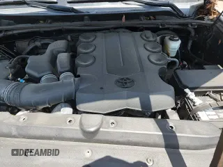 2019 Toyota 4Runner SR5 с VIN JTEZU5JR2K5208632, выставлен на аукционе Copart как лот 66462205 с пробегом 49 892 миль миль и Списание • Salvage title. История ставок и продаж доступна на DreamBid. Изображение 16.